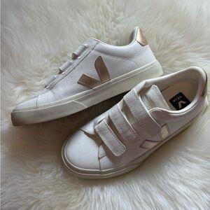 Veja women’s shoes